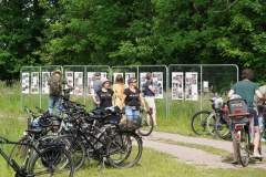 (Satemin) 31.05.25; Wendlandpartie 2025 in der Alten Scheune Satemin [Foto und Copyright: Andreas Schoelzel, www.schoelzel.net; M ail: post@schoelzel.net. Veroeffentlichung ist Honorarpflichtig (zuzuegl. MwSt) und Beleg . fon +4930 61609678. -NO MODEL RELEASE- Bei der Verwendung ausserhalb journalistischer Berichterstattung bitte vorher mit dem Autor Kontakt aufnehmen. Es wird grundsaetzlich keine Einholung von Persoenlichkeits-, Kunst- oder Markenrechten zugesichert, es sei denn, dies ist hier in der Bildbeschriftung ausdruecklich vermerkt. Die Einholung dieser Rechte obliegt dem Nutzer.]